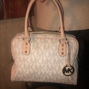 Michael Kors Logo tote